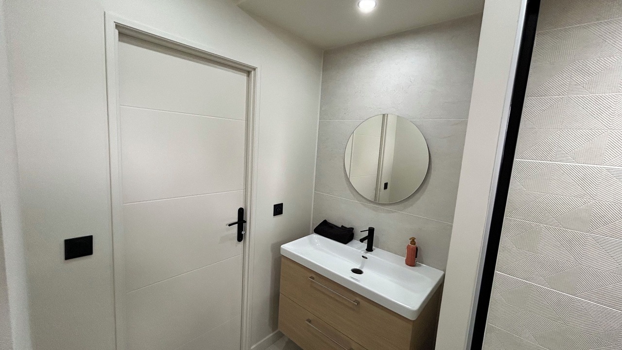 Photo of Bathroom in Chatillon