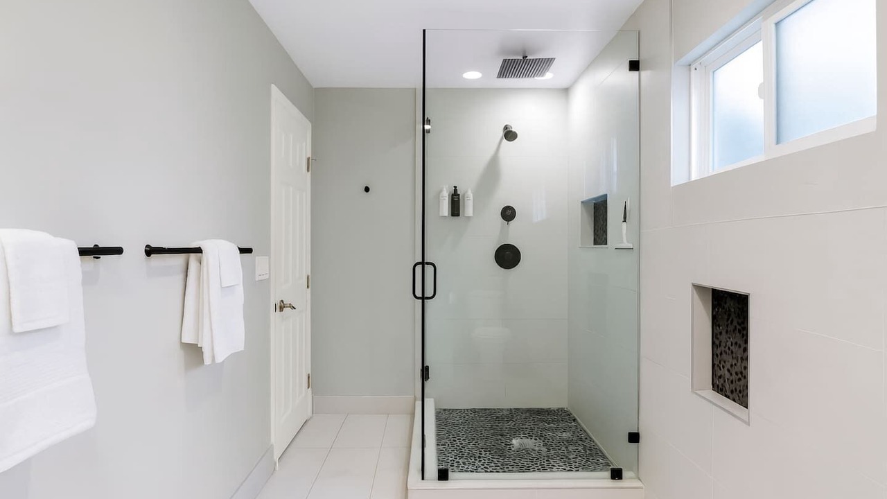 Photo of Bathroom in Grant Hill