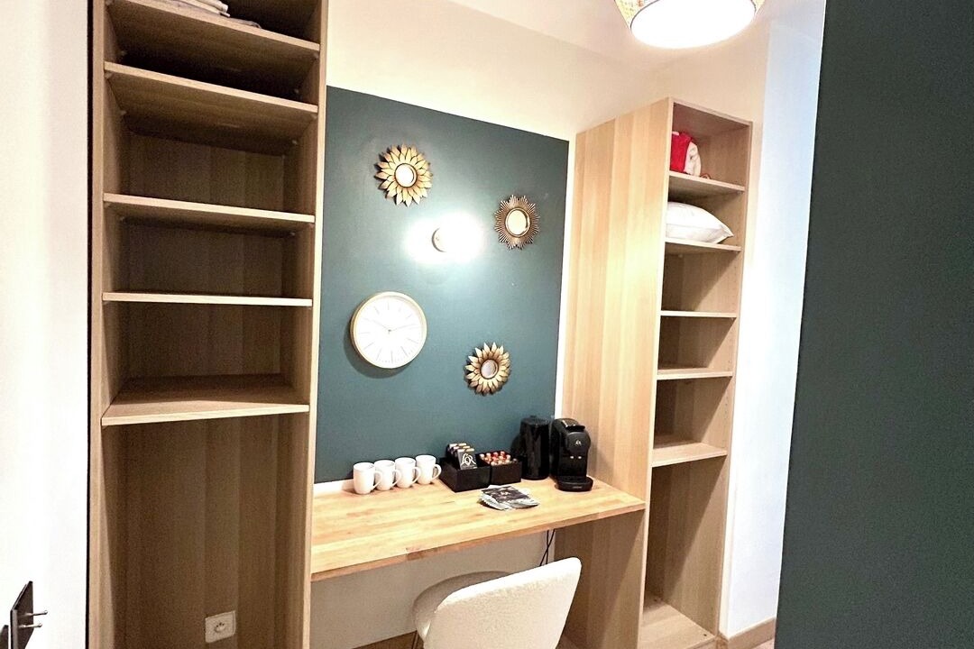 Photo of Others in Ternes