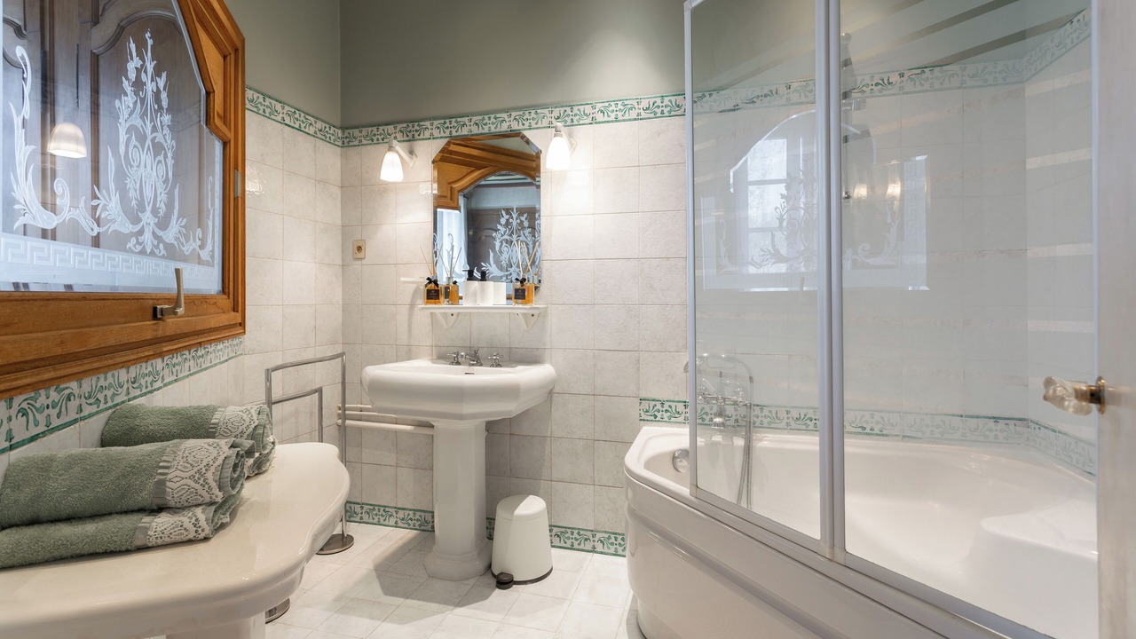 Photo of Bathroom in Paris City Center