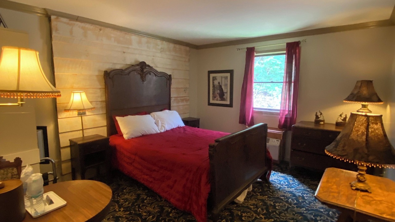Photo of Bedroom in Cooksburg