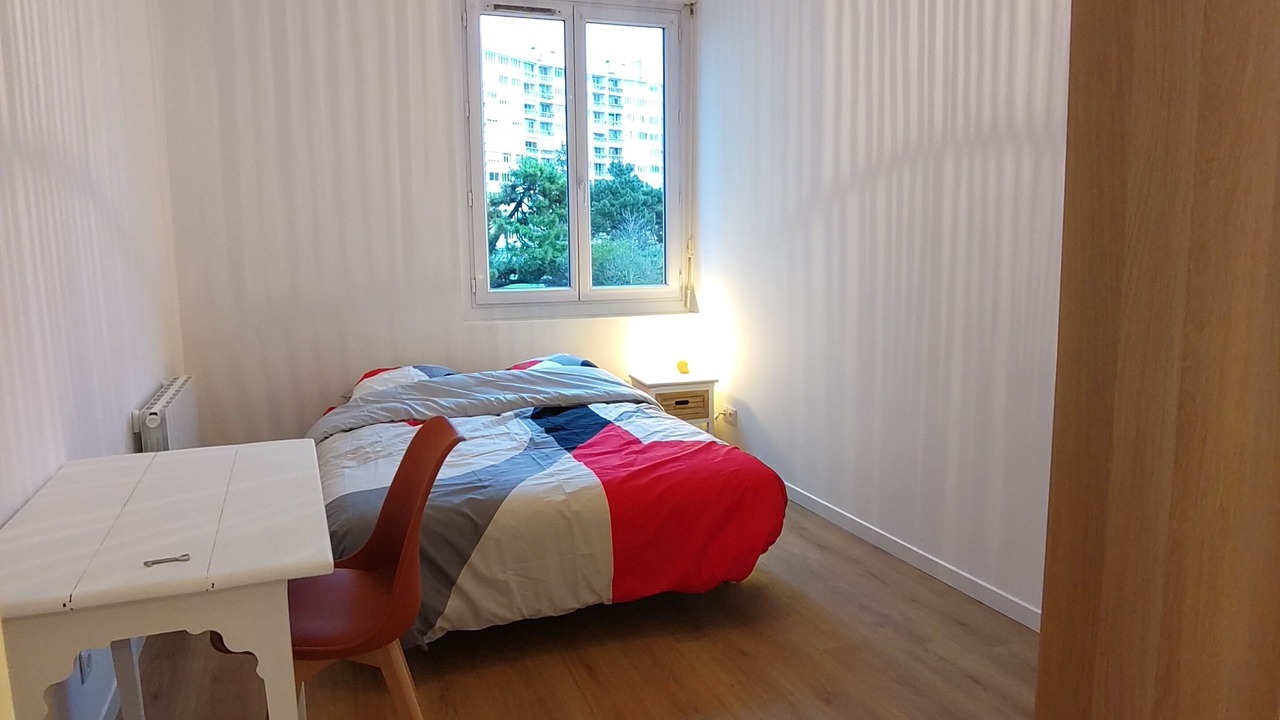 Photo of Bedroom in Beaulieu-Mangin