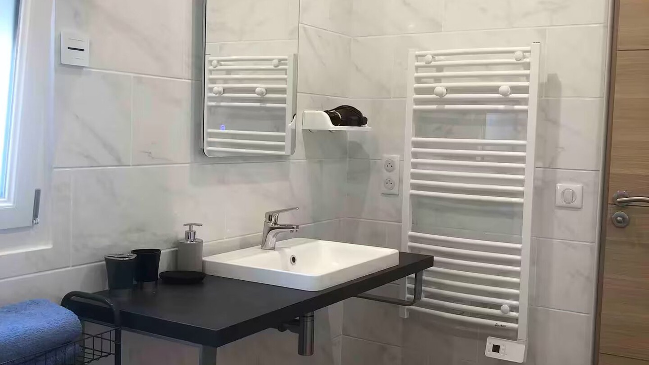 Photo of Bathroom in La Frenaye