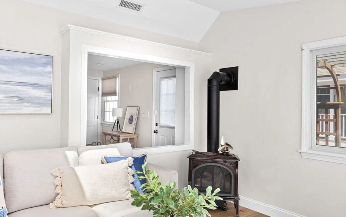 Photo of Livingroom in Scituate