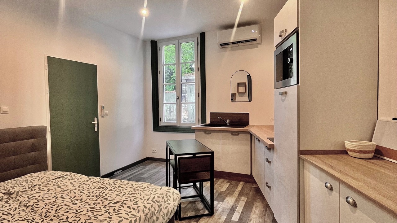 Photo of Bedroom in Cognac