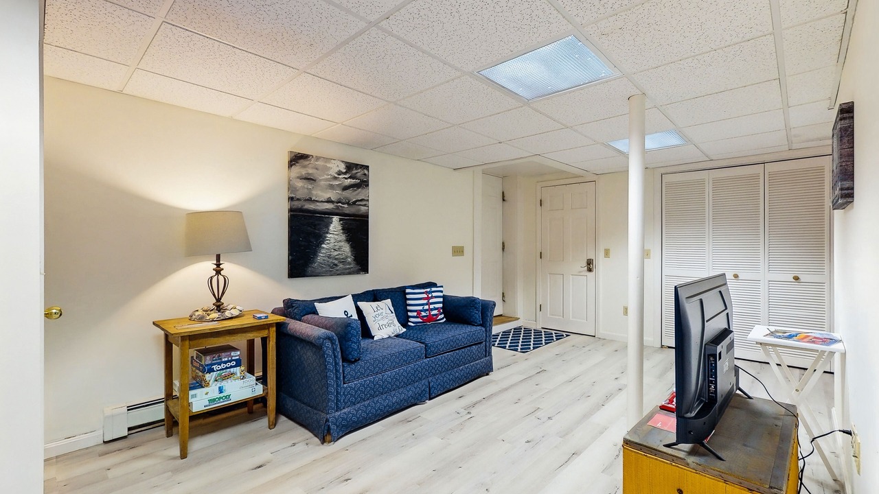 Photo of Livingroom in Osterville