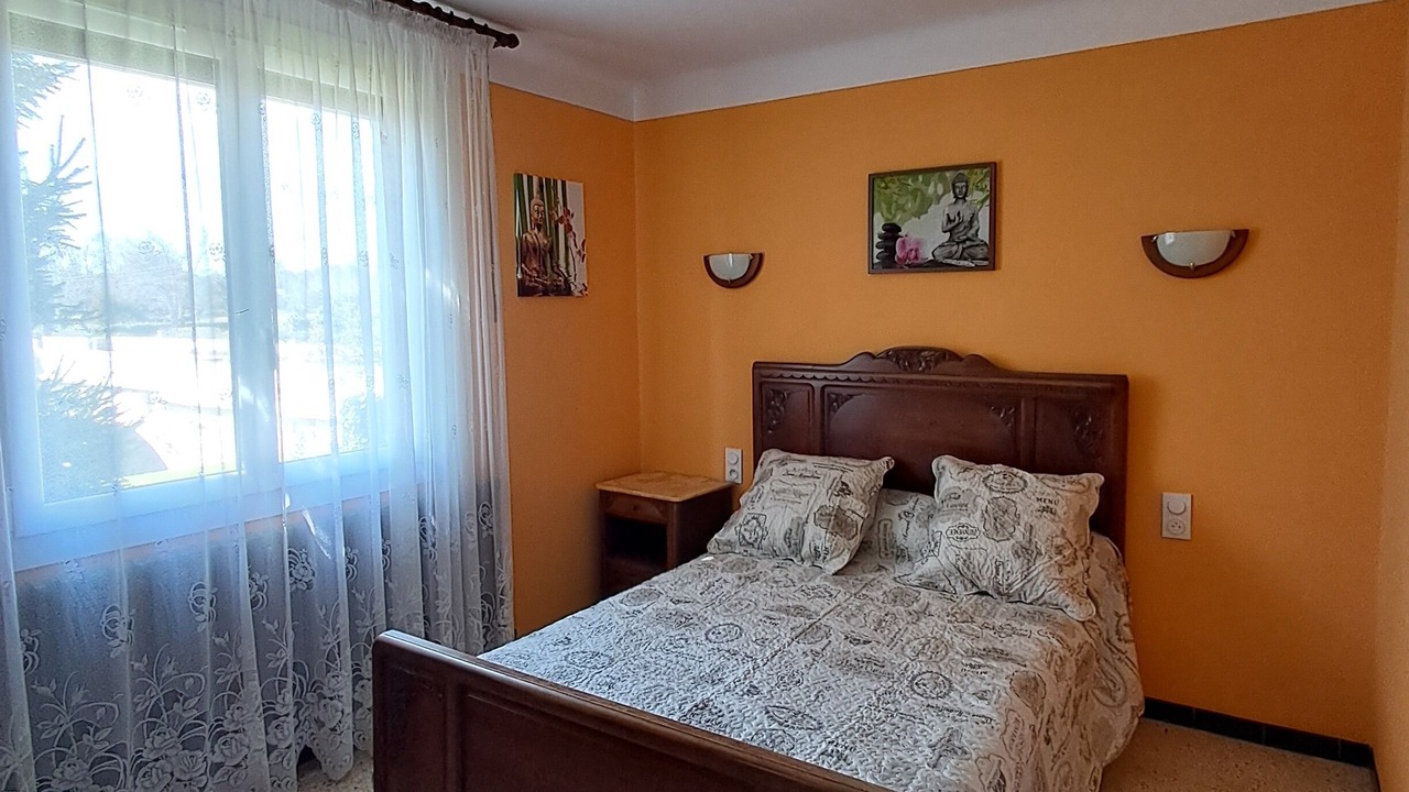 Photo of Bedroom in Saint-Paulet-de-Caisson