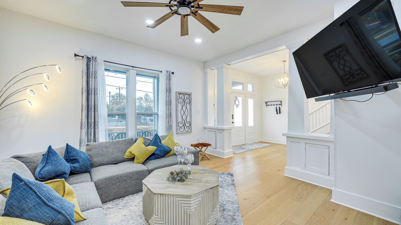 Photo of Bedroom in Mahncke Park