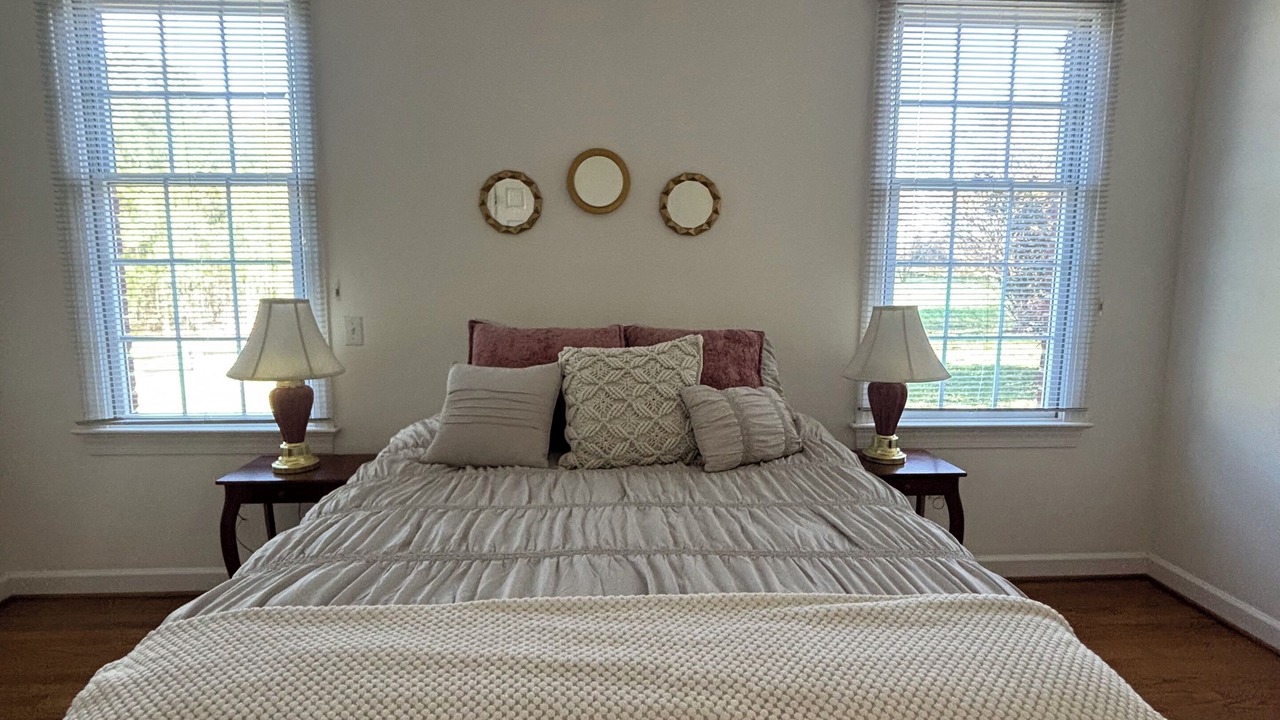 Photo of Bedroom in Forest