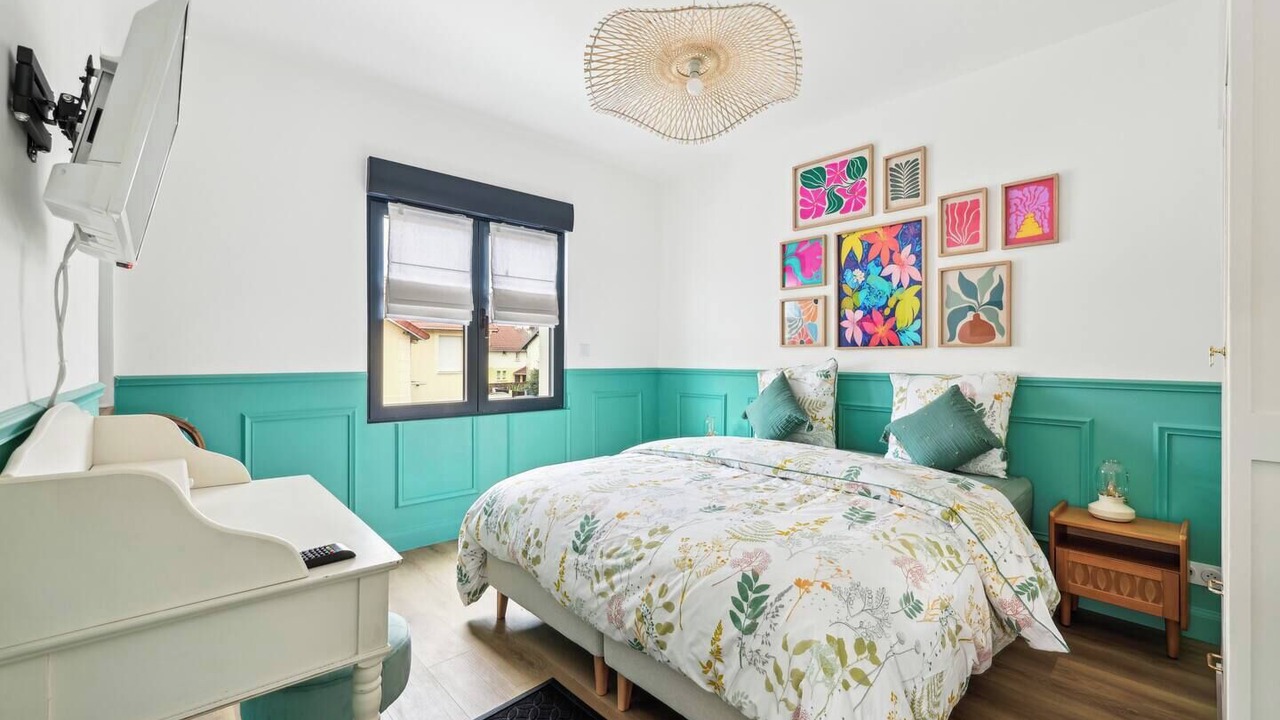 Photo of Bedroom in Orly