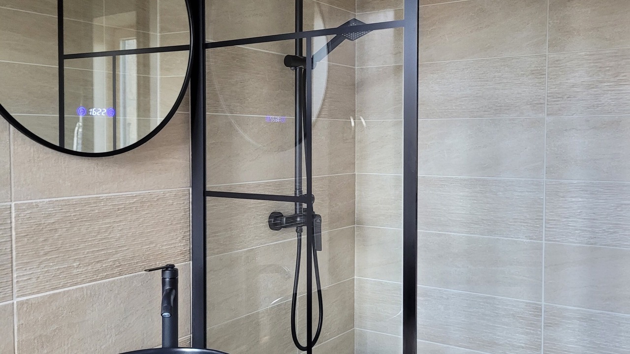Photo of Bathroom in Colombier-le-Vieux
