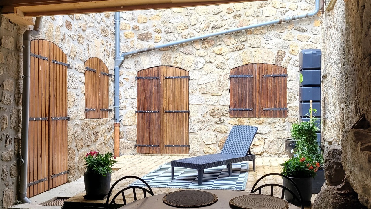Photo of Outdoor in Colombier-le-Vieux