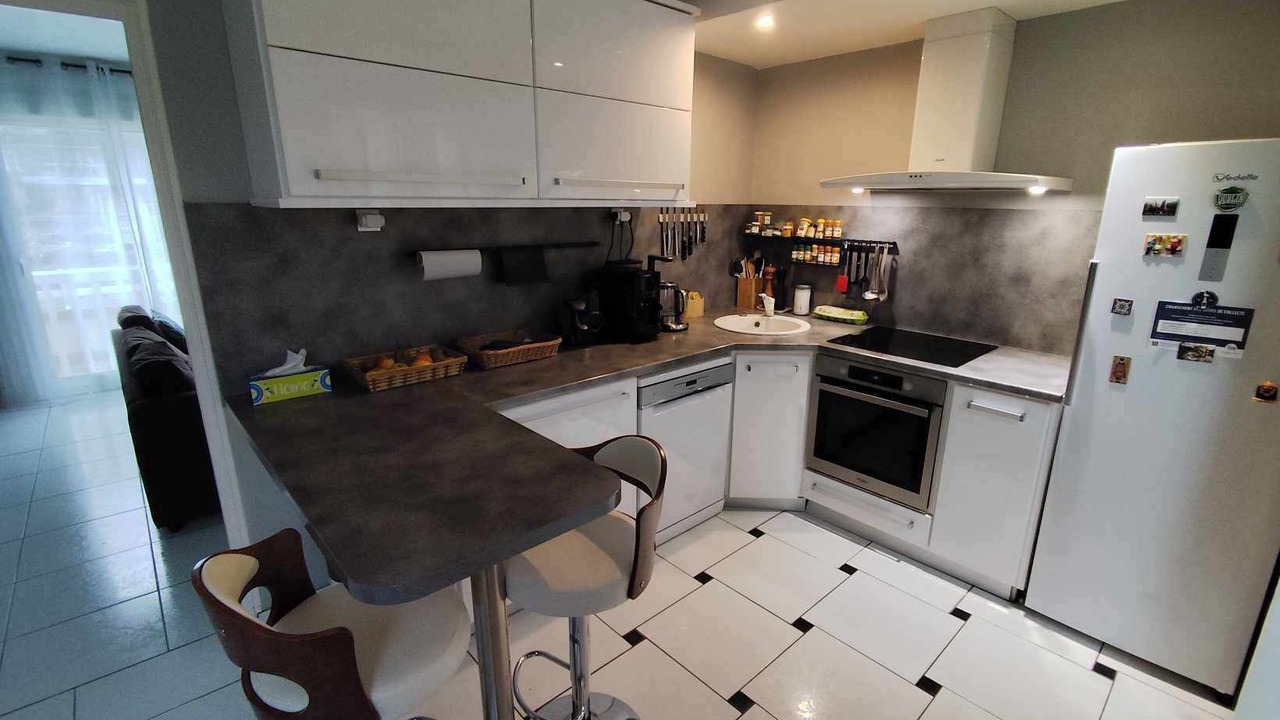 Photo of Kitchen in Paroisse Saints-Pierre-et-Paul-Apotres