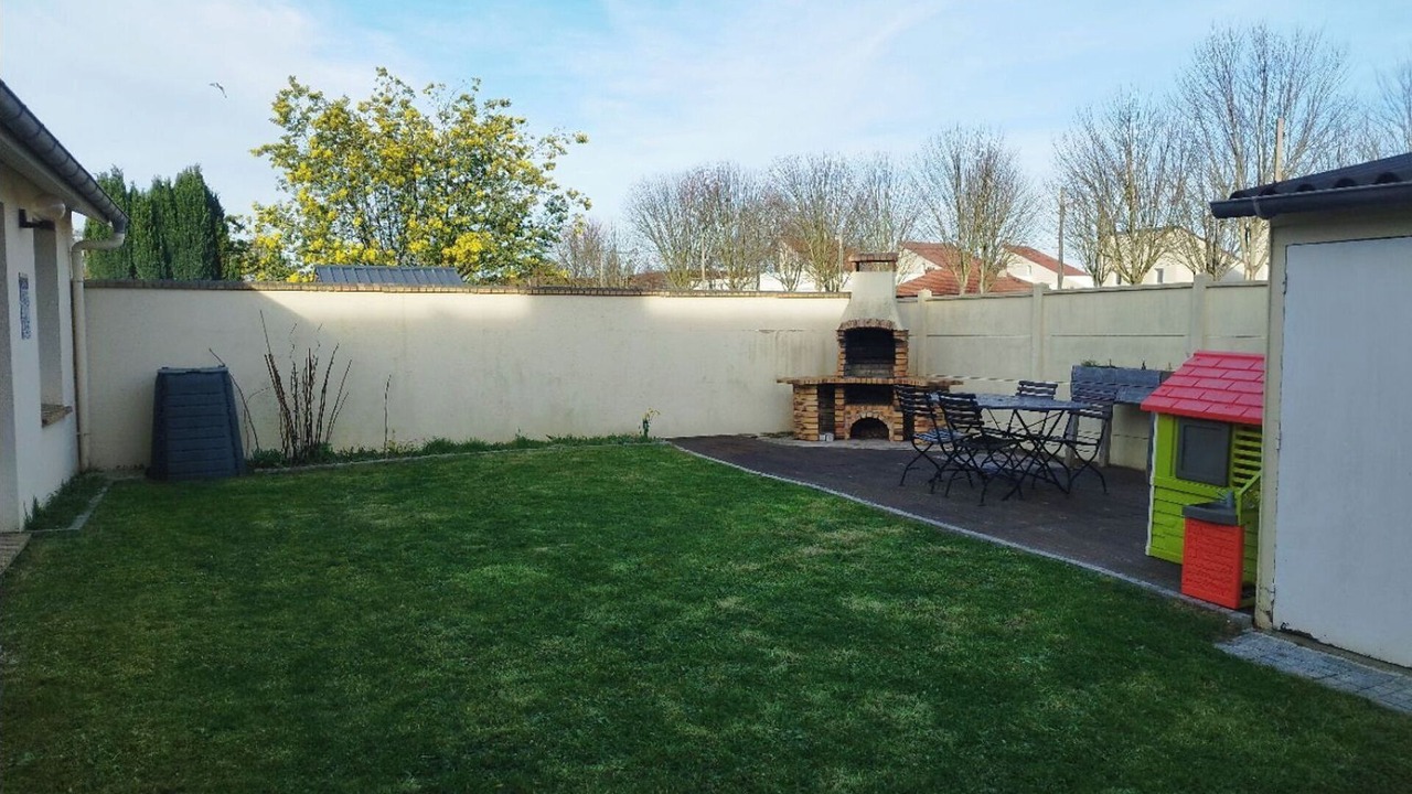 Photo of Outdoor in Paroisse Saints-Pierre-et-Paul-Apotres