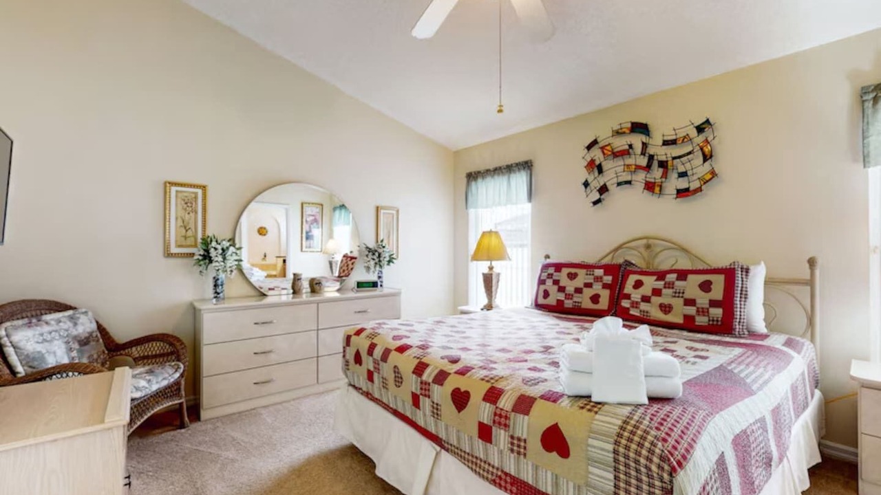 Photo of Bedroom in Windsor Palms