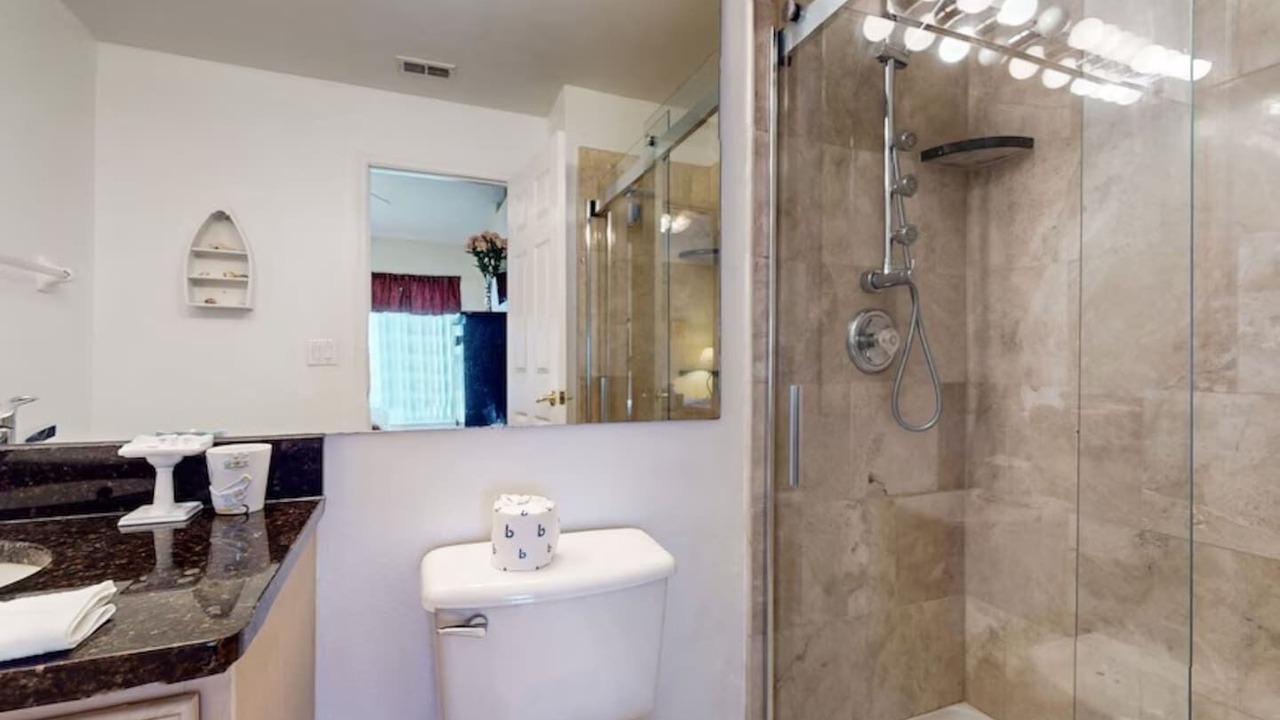 Photo of Bathroom in Windsor Palms