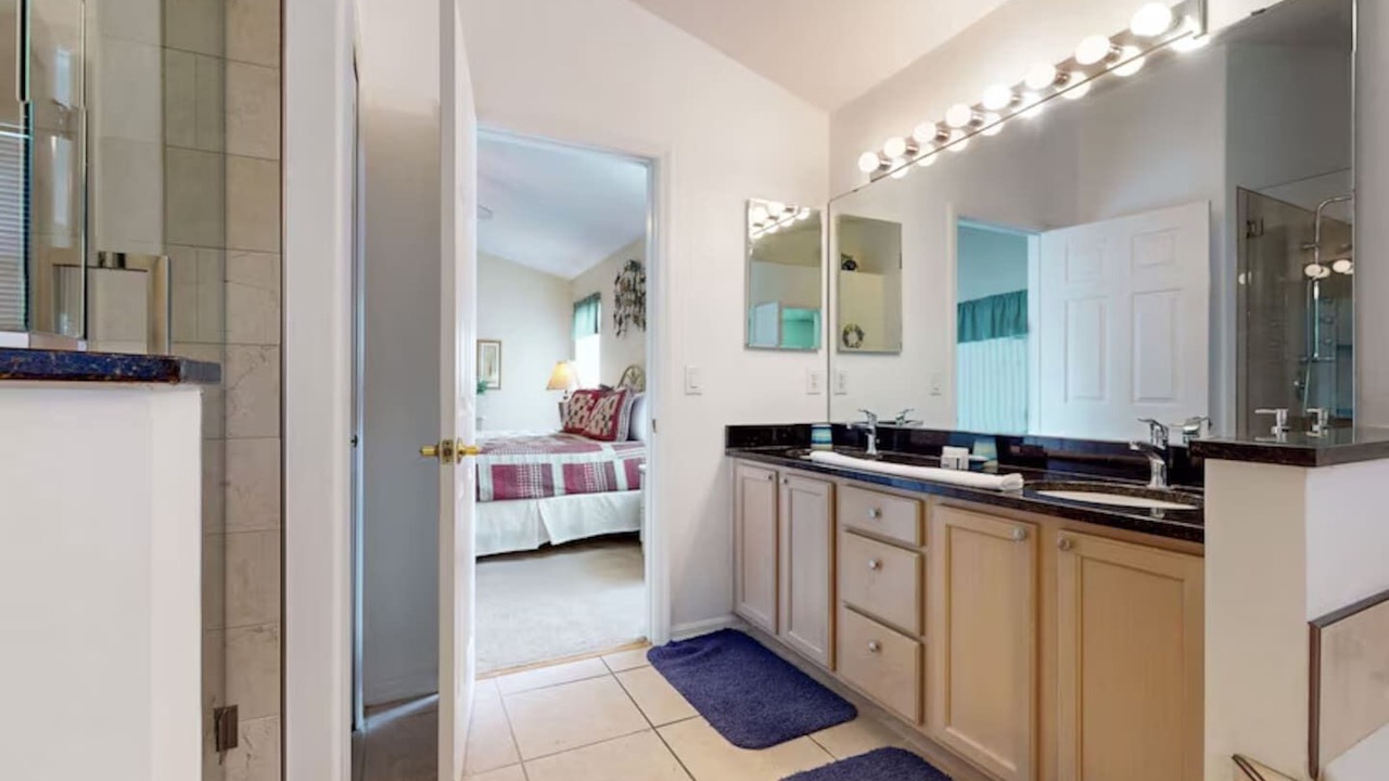 Photo of Bathroom in Windsor Palms