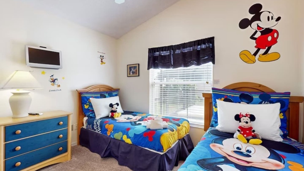 Photo of Bedroom in Windsor Palms