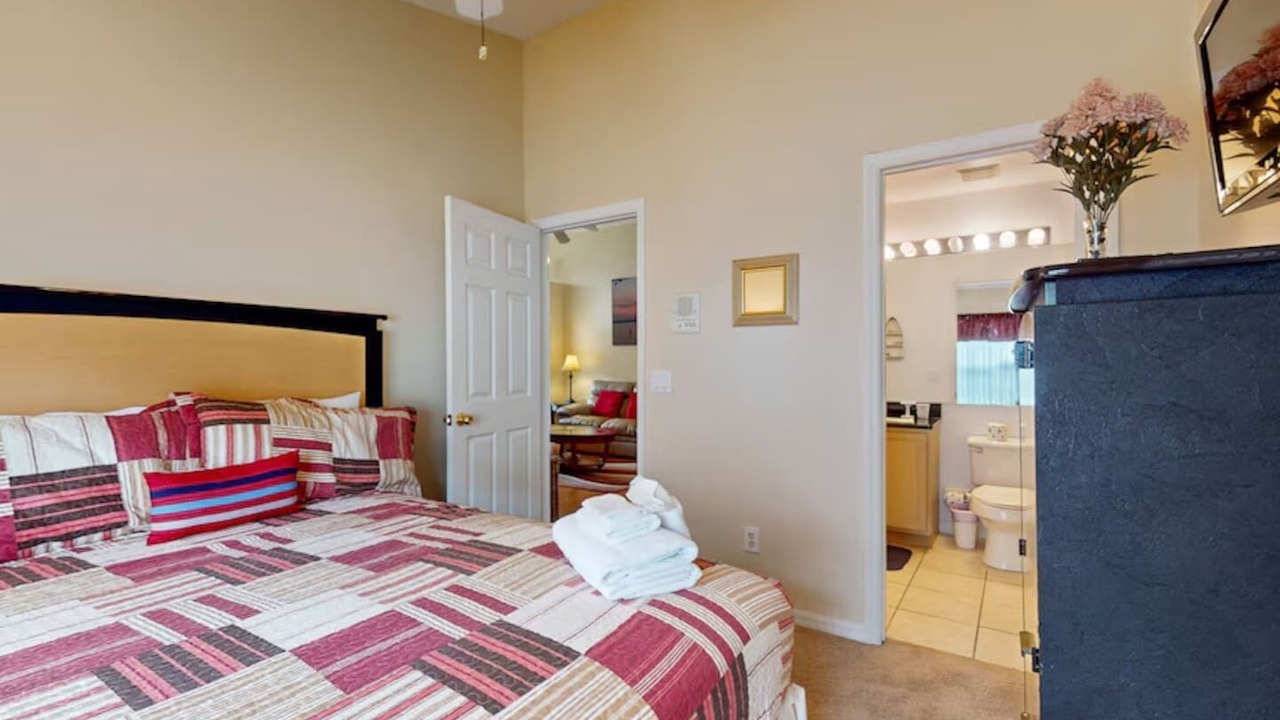Photo of Bedroom in Windsor Palms