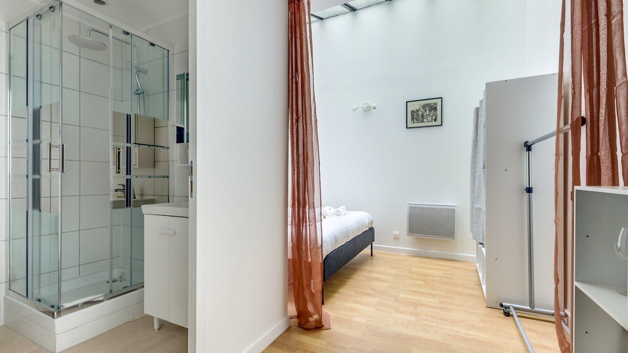 Photo of Bathroom in Pigalle