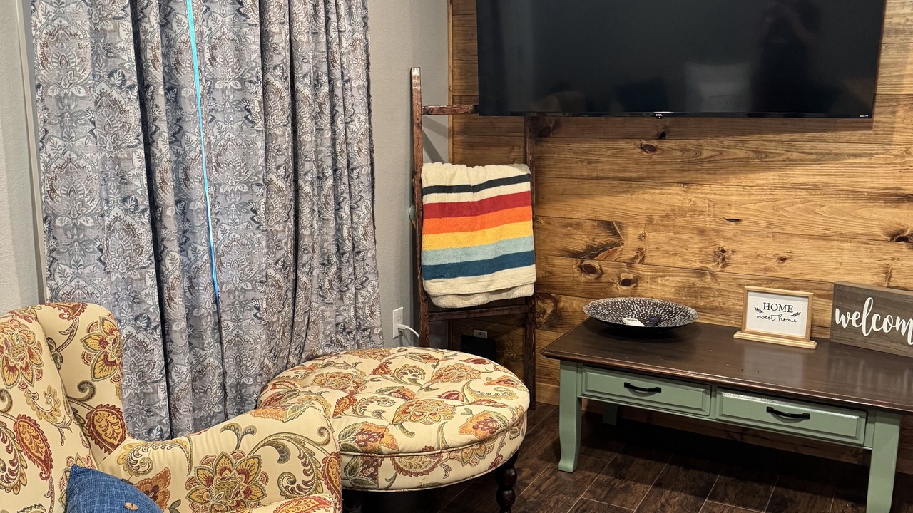 Photo of Livingroom in Mineola