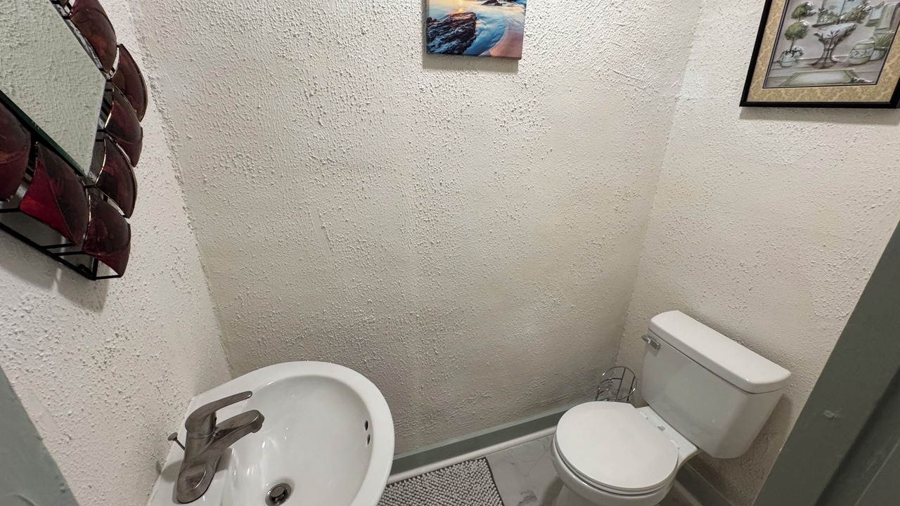 Photo of Bathroom in East Memphis