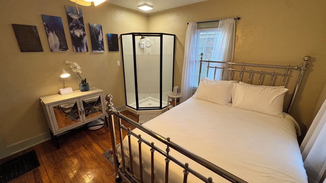 Photo of Bedroom in East Memphis