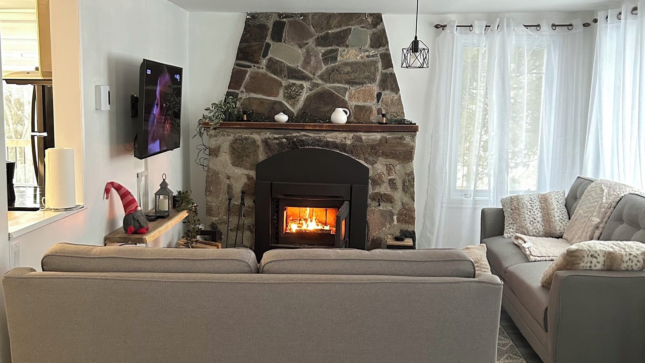 Photo of Livingroom in Mandeville