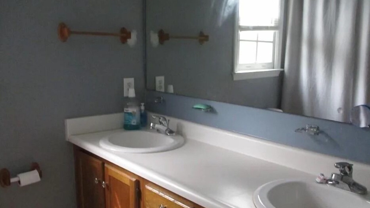 Photo of Bathroom in Pine Forest