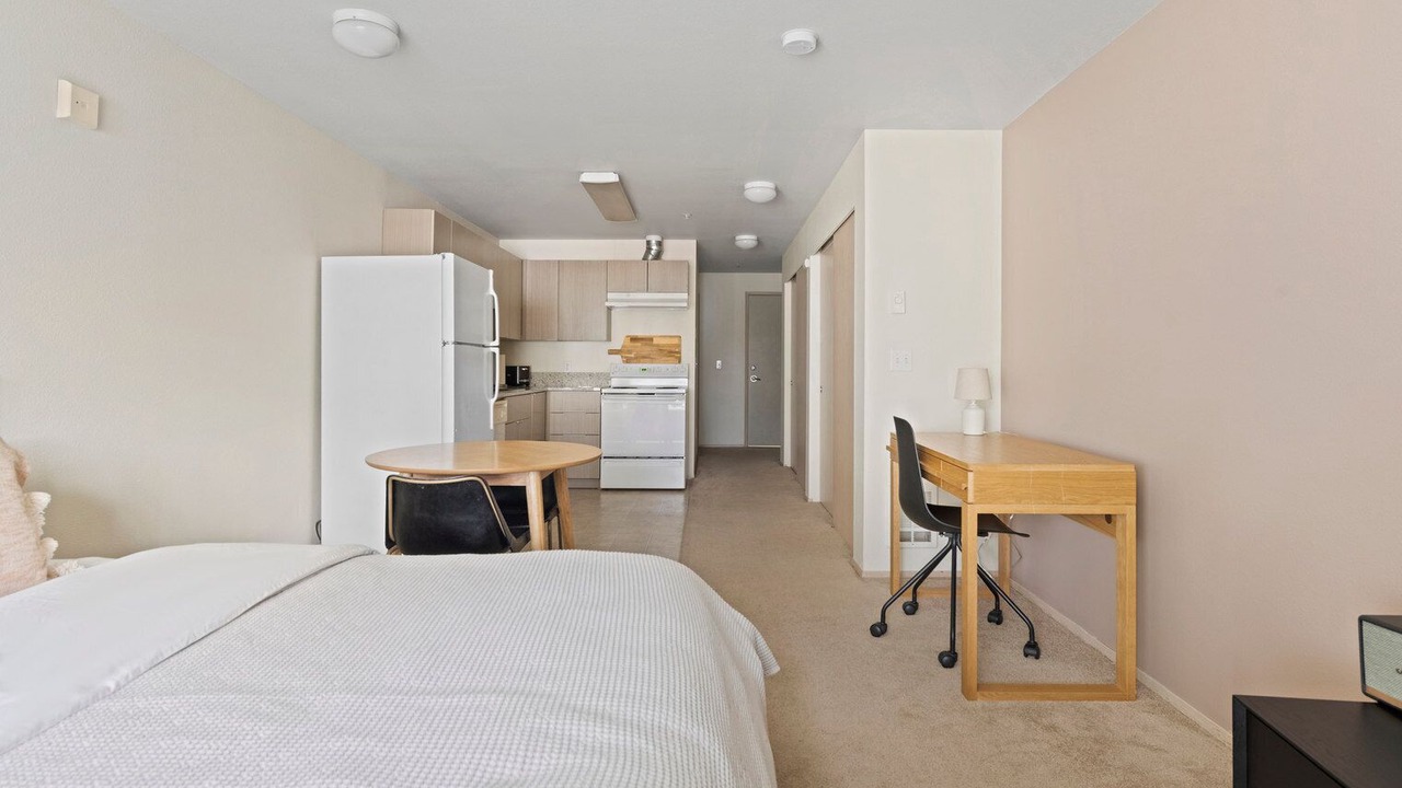 Photo of Bedroom in University District