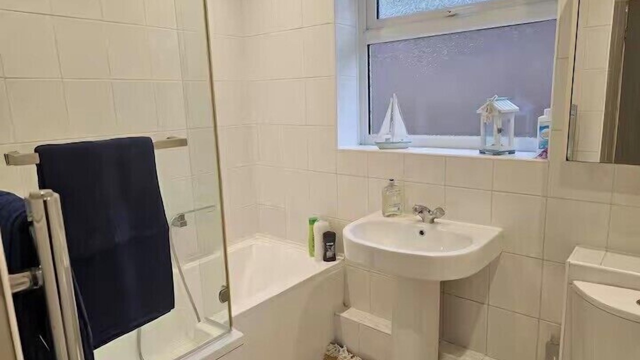 Photo of Others in Tunstall