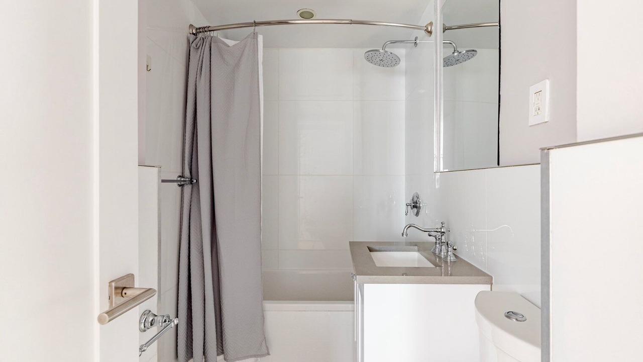 Photo of Bathroom in Manhattan Valley