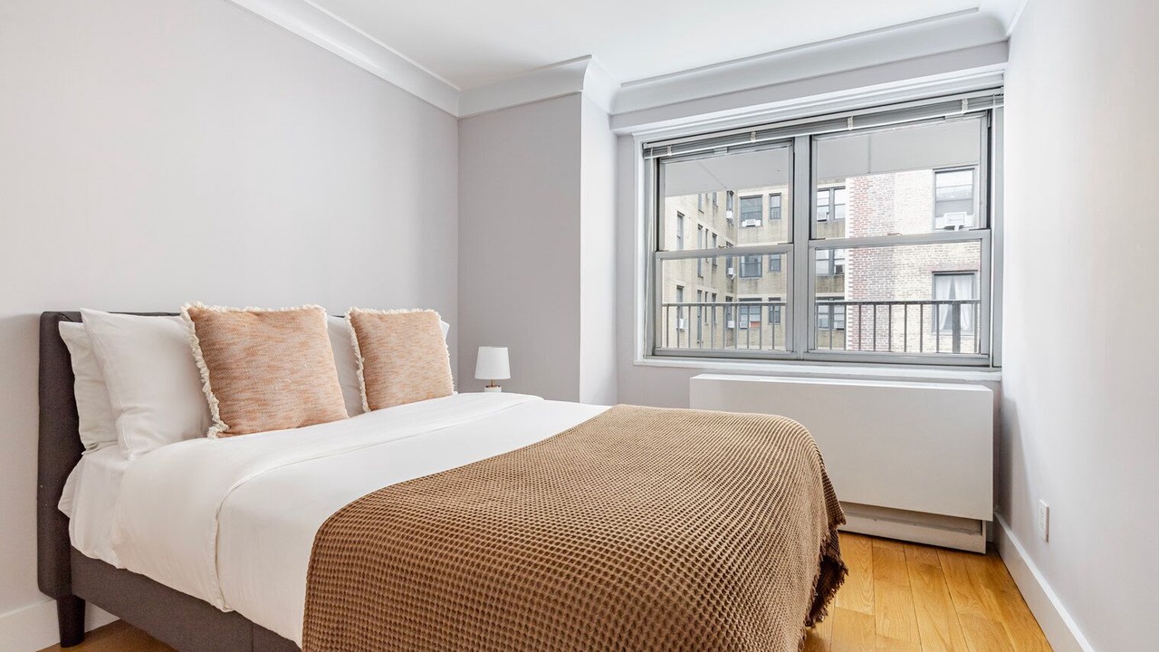 Photo of Bedroom in Manhattan Valley