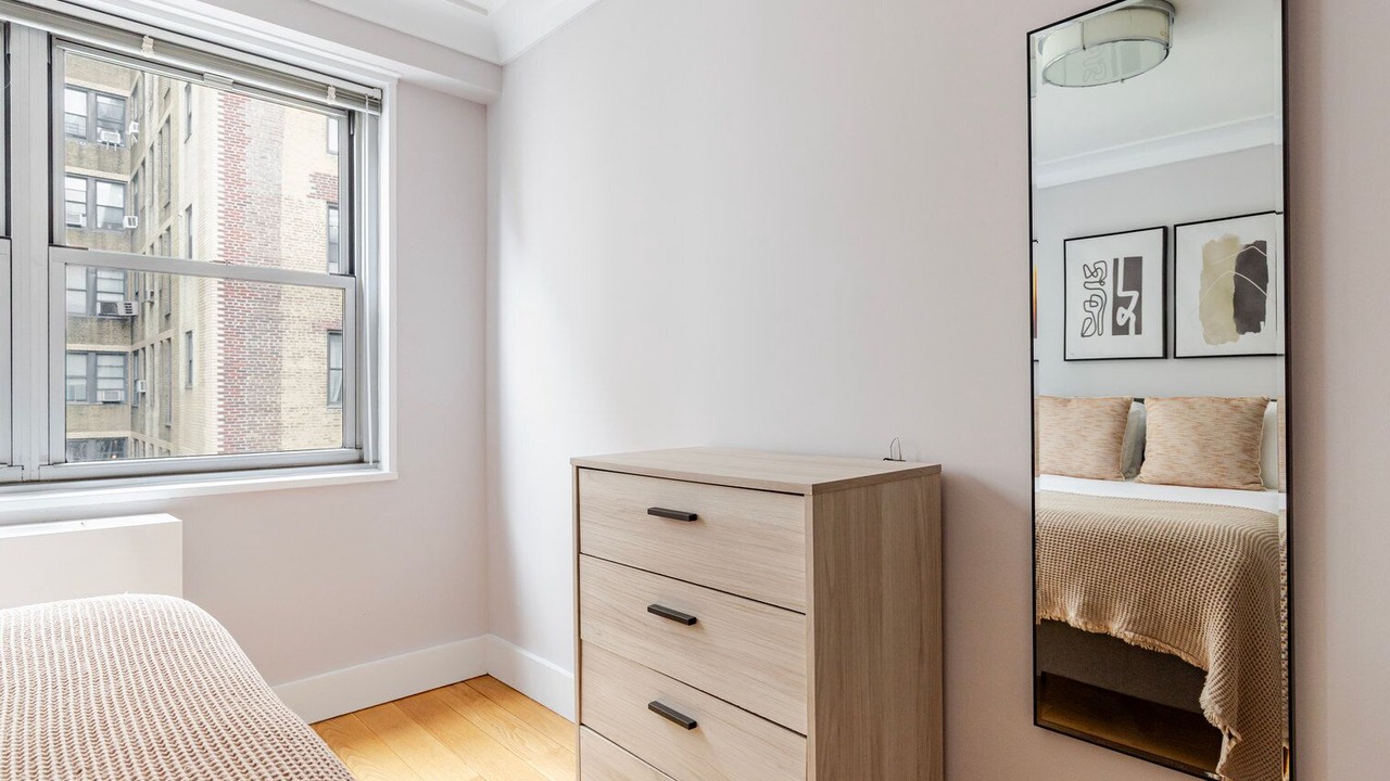 Photo of Bedroom in Manhattan Valley