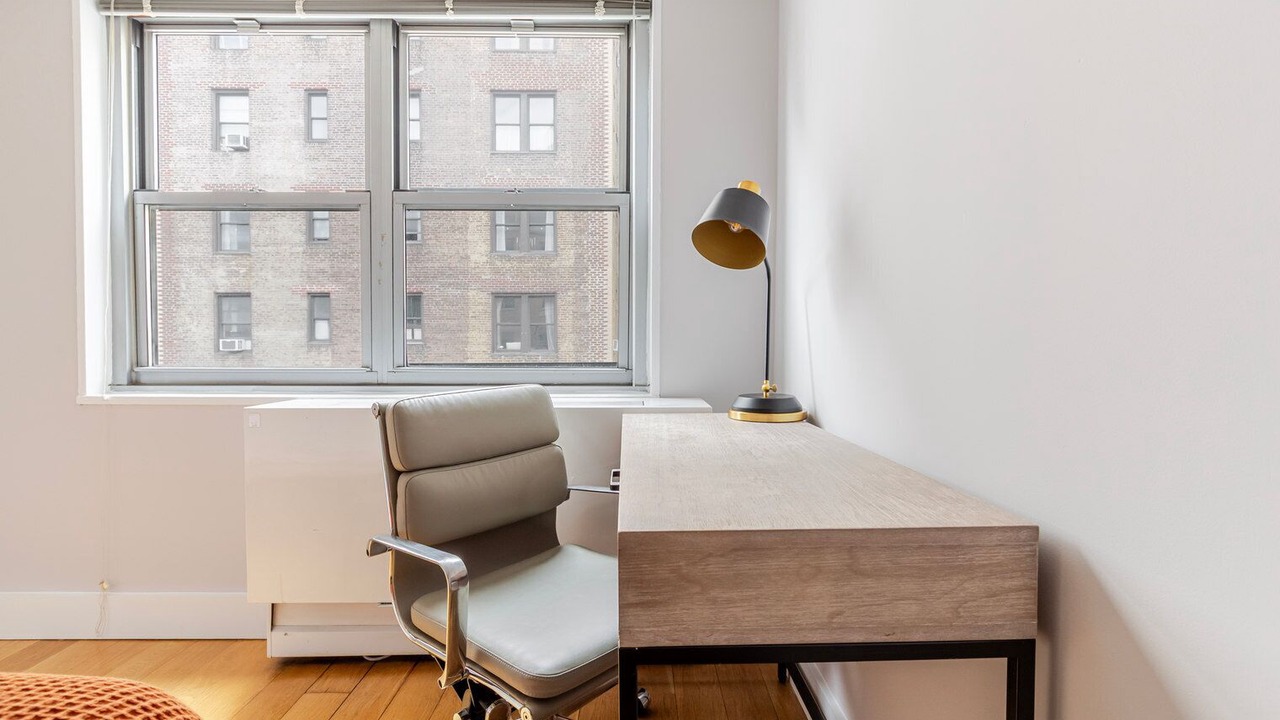 Photo of Others in Manhattan Valley