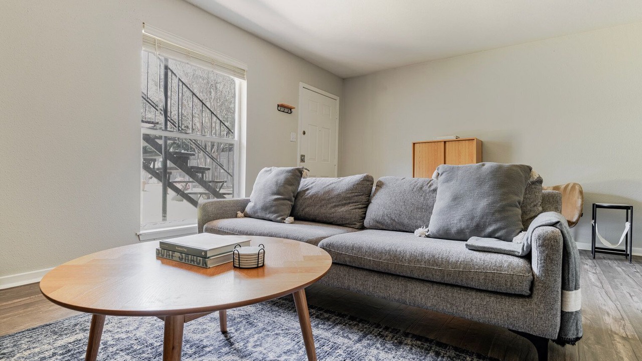 Photo of Livingroom in Cherrywood