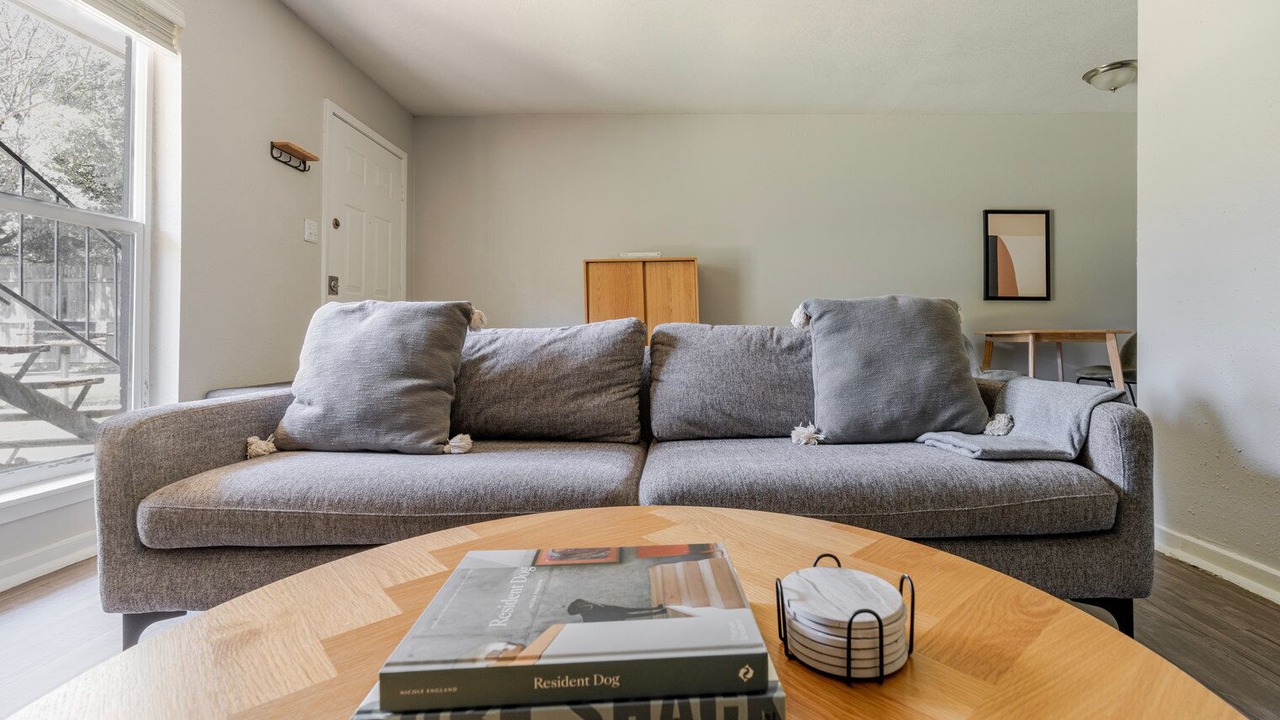 Photo of Livingroom in Cherrywood