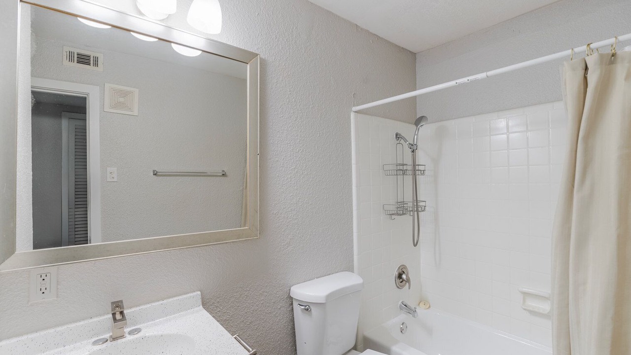 Photo of Bathroom in Cherrywood