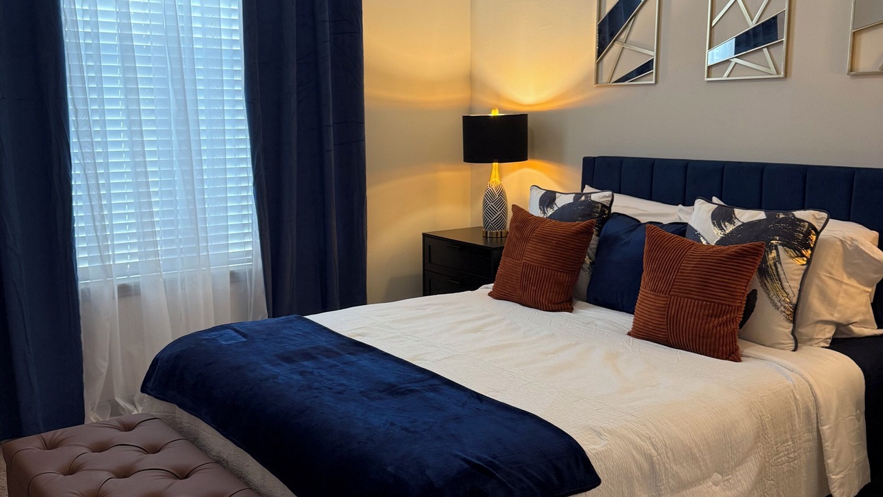 Photo of Bedroom in Central Business District