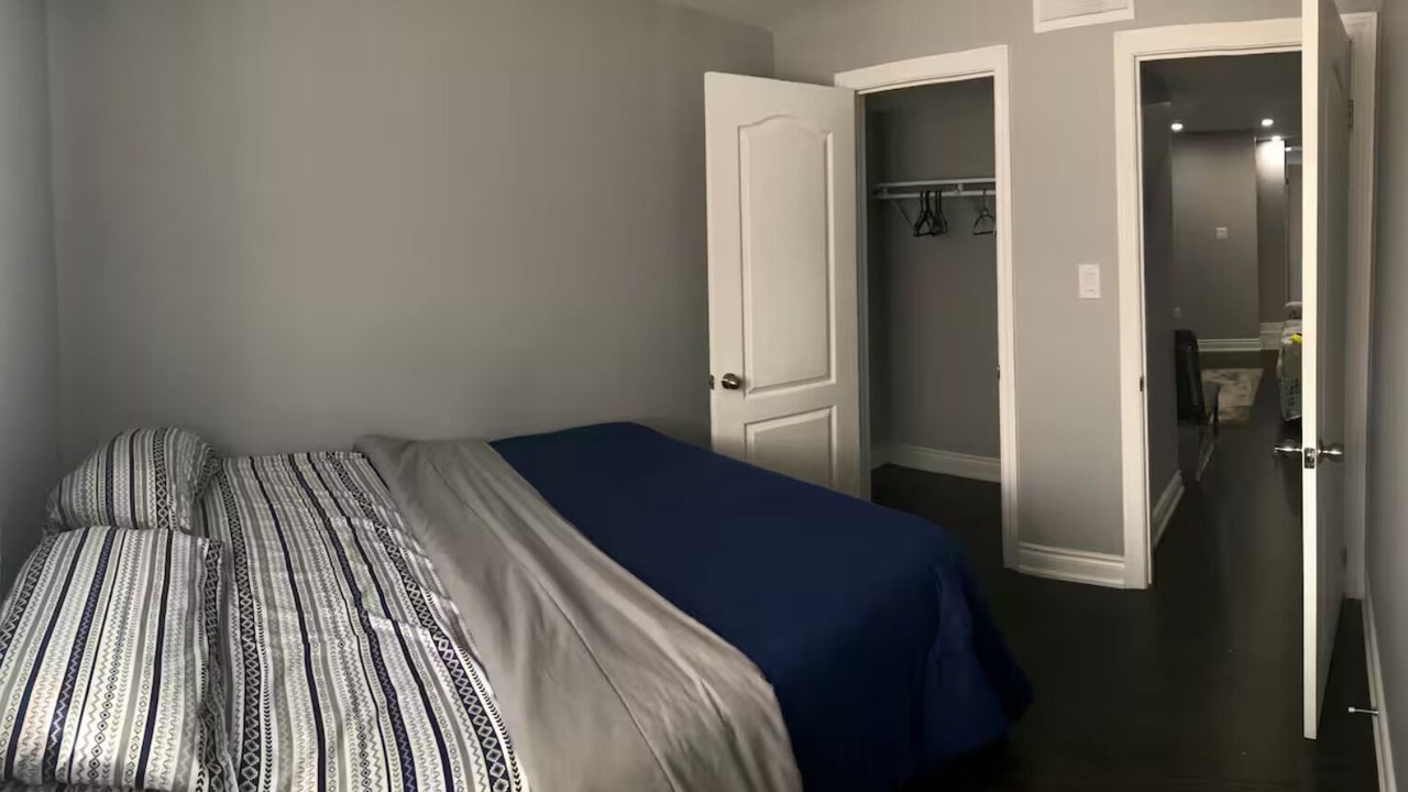 Photo of Bedroom in Shelburne