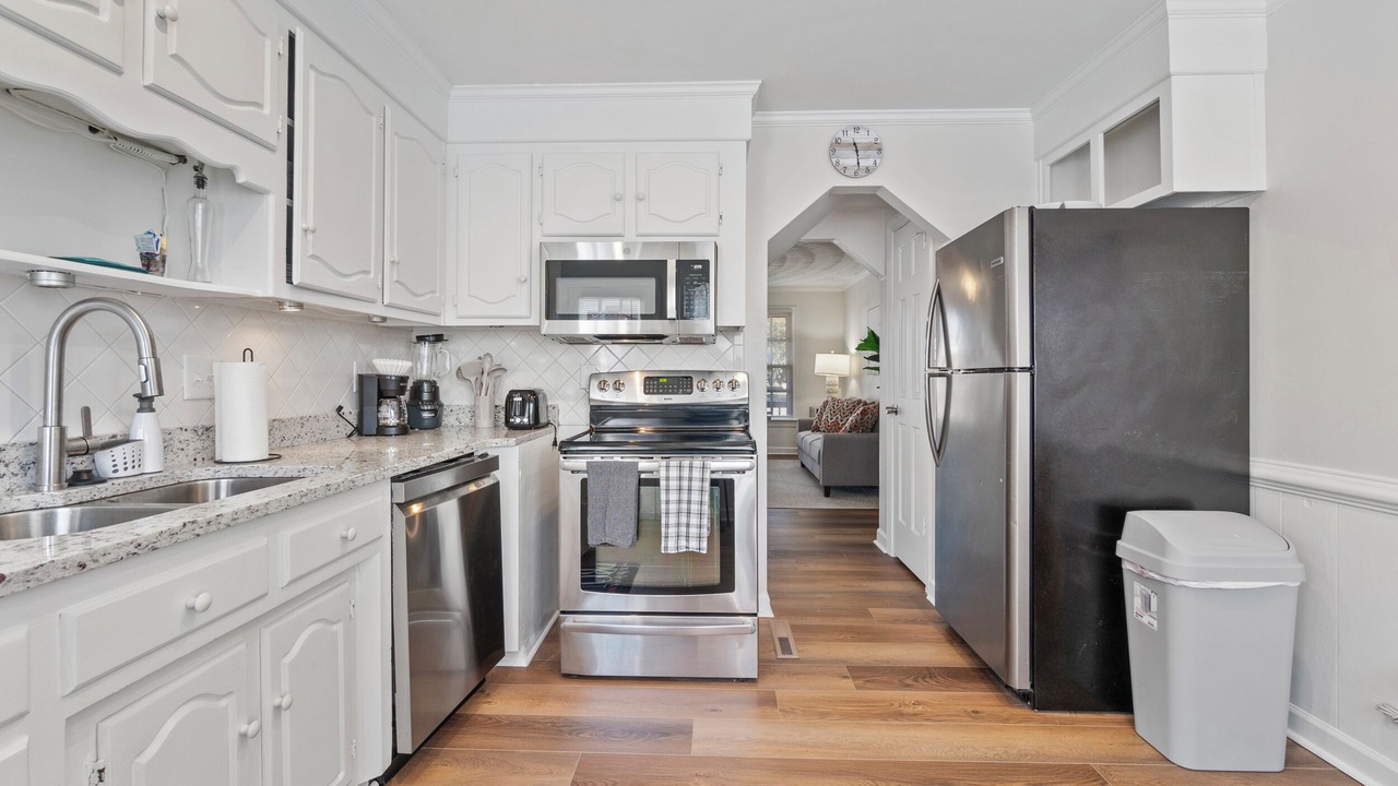 Photo of Kitchen in Chic's Beach