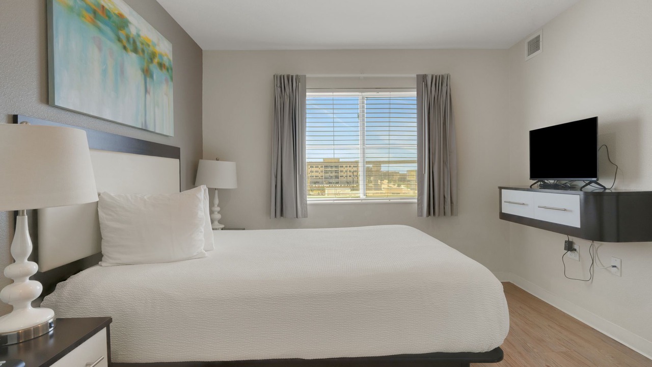 Photo of Bedroom in Far North Central