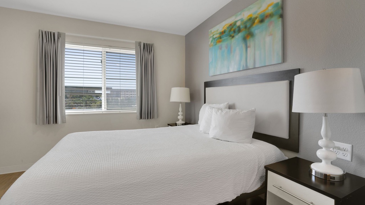 Photo of Bedroom in Far North Central