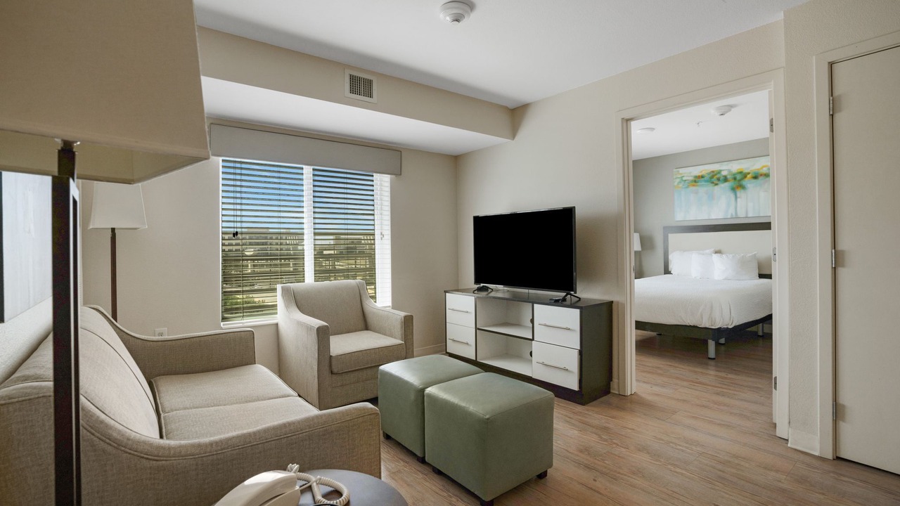 Photo of Bedroom in Far North Central