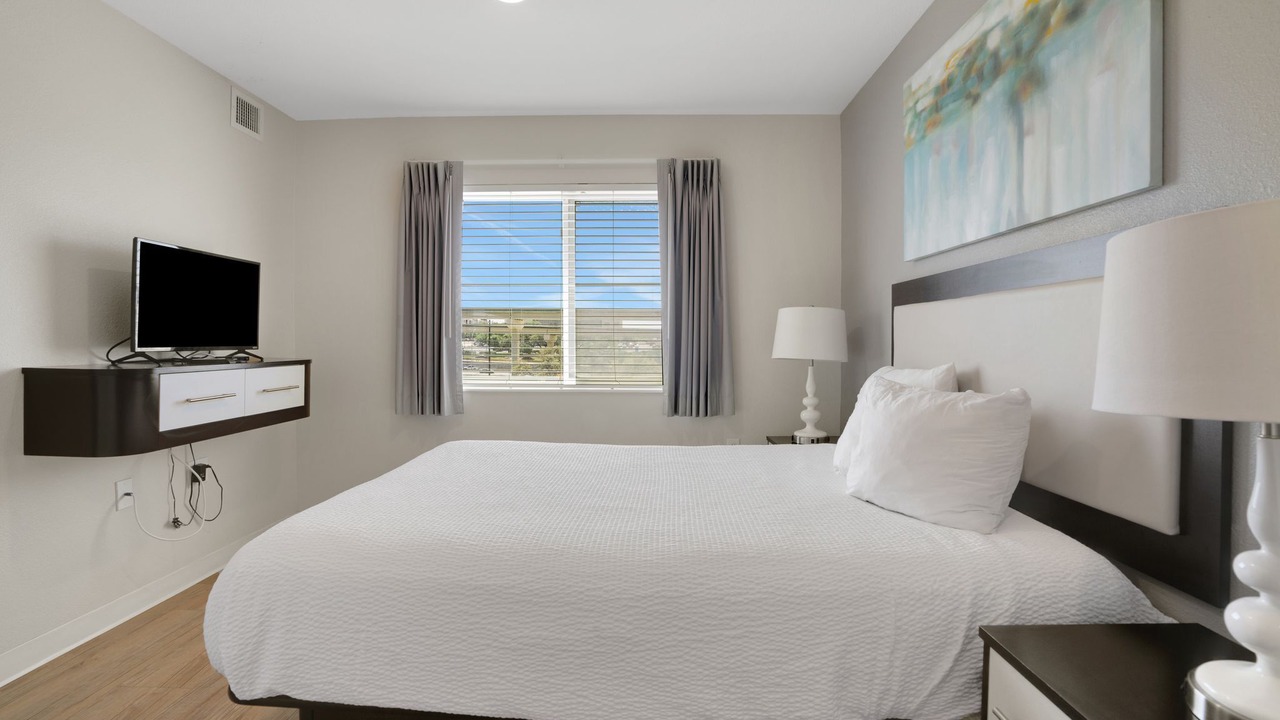 Photo of Bedroom in Far North Central