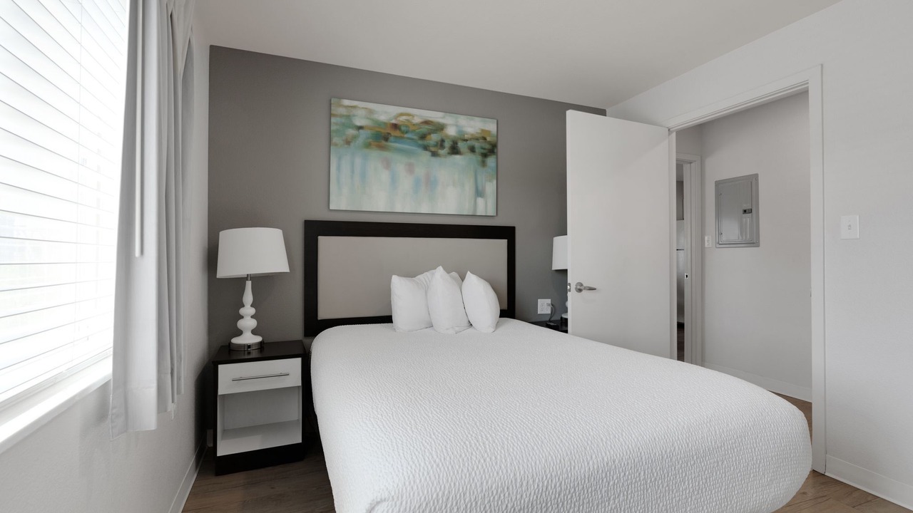 Photo of Bedroom in Far North Central