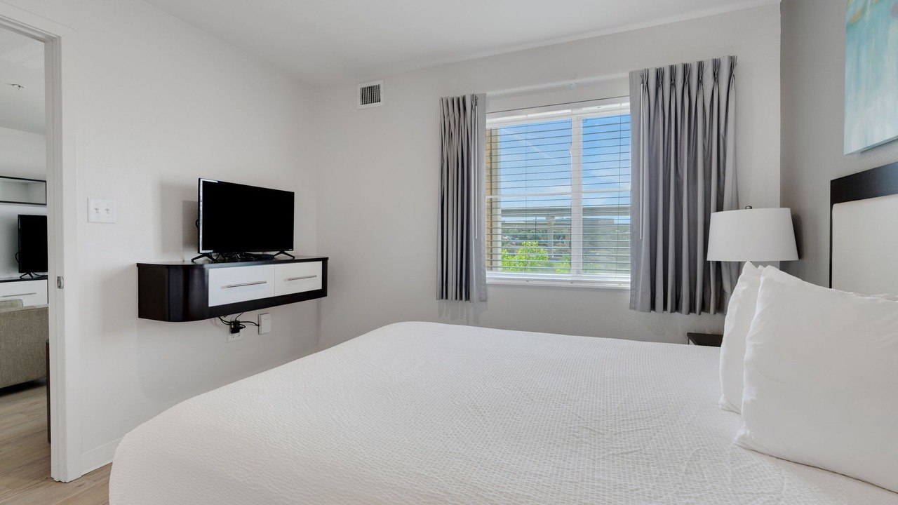 Photo of Bedroom in Far North Central