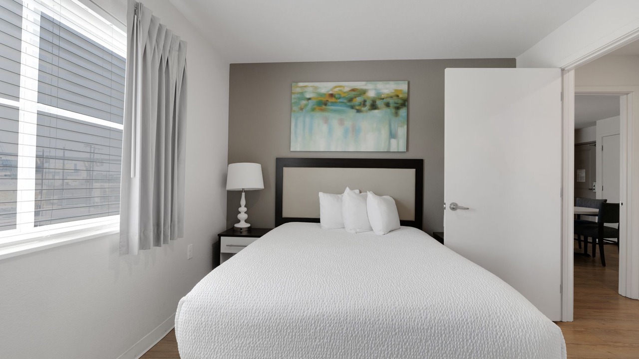 Photo of Bedroom in Far North Central