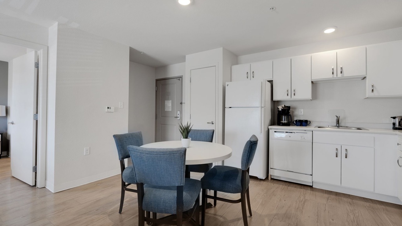 Photo of Kitchen in Far North Central