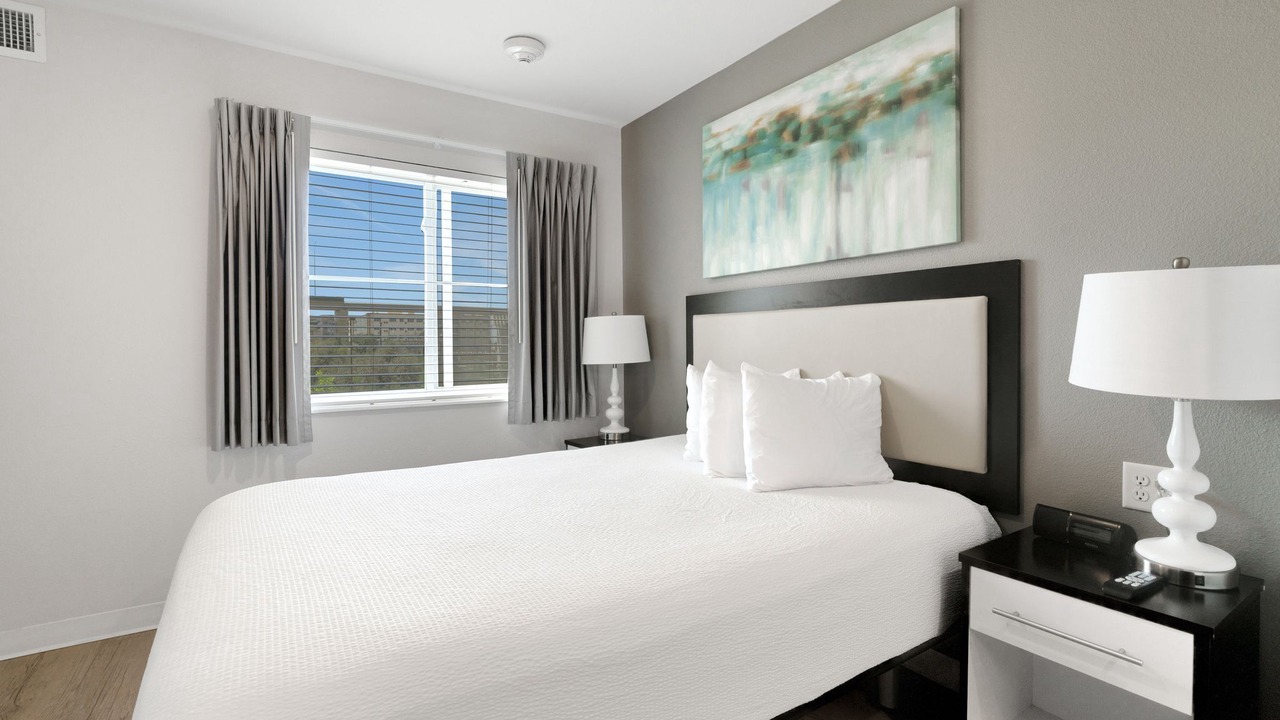 Photo of Bedroom in Far North Central